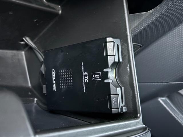 ソリオ Ｓ－ＤＪＥ　ドライブレコーダー　ＥＴＣ　バックカメラ　ナビ　ＴＶ　両側電動スライドドア　オートライト　ＨＩＤ　スマートキー　アイドリングストップ　電動格納ミラー　フルフラット　ウォークスルー　ＣＶＴ（9枚目）