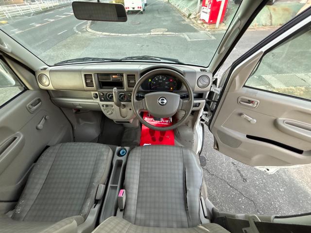 ＮＶ１００クリッパーバン ＤＸ　ＡＴ　両側スライドドア　エアコン　運転席エアバッグ　助手席エアバッグ（2枚目）