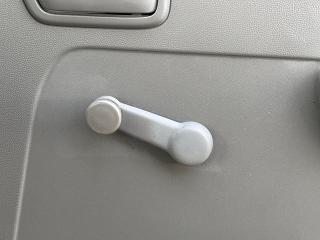 ＮＶ１００クリッパーバン ＤＸ　ＡＴ　両側スライドドア　エアコン　運転席エアバッグ　助手席エアバッグ（11枚目）