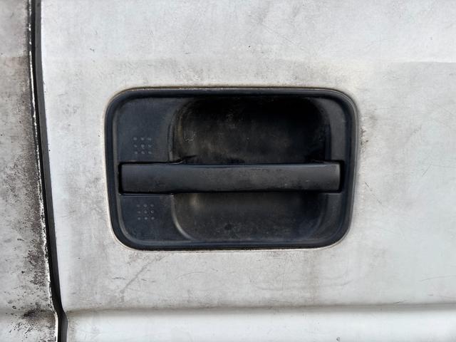 ＮＶ１００クリッパーバン ＤＸ　ＡＴ　両側スライドドア　エアコン　運転席エアバッグ　助手席エアバッグ（30枚目）