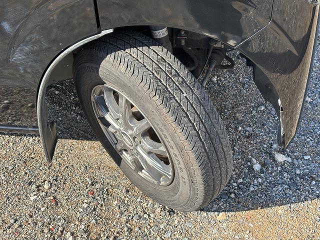 エブリイ ＰＣリミテッド　両側スライドドア　キーレスエントリー　電動格納ミラー　ＡＴ　盗難防止システム　ＡＢＳ　ＣＤ　ミュージックプレイヤー接続可　アルミホイール　衝突安全ボディ　エアコン　パワーステアリング　パワーウィンドウ（19枚目）