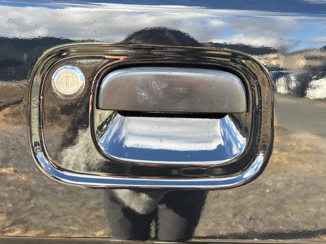 エブリイ ＰＣリミテッド　両側スライドドア　キーレスエントリー　電動格納ミラー　ＡＴ　盗難防止システム　ＡＢＳ　ＣＤ　ミュージックプレイヤー接続可　アルミホイール　衝突安全ボディ　エアコン　パワーステアリング　パワーウィンドウ（24枚目）