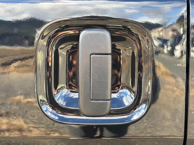 エブリイ ＰＣリミテッド　両側スライドドア　キーレスエントリー　電動格納ミラー　ＡＴ　盗難防止システム　ＡＢＳ　ＣＤ　ミュージックプレイヤー接続可　アルミホイール　衝突安全ボディ　エアコン　パワーステアリング　パワーウィンドウ（27枚目）