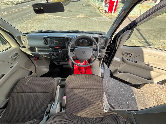 エブリイ ＰＣリミテッド　両側スライドドア　キーレスエントリー　電動格納ミラー　ＡＴ　盗難防止システム　ＡＢＳ　ＣＤ　ミュージックプレイヤー接続可　アルミホイール　衝突安全ボディ　エアコン　パワーステアリング　パワーウィンドウ（41枚目）