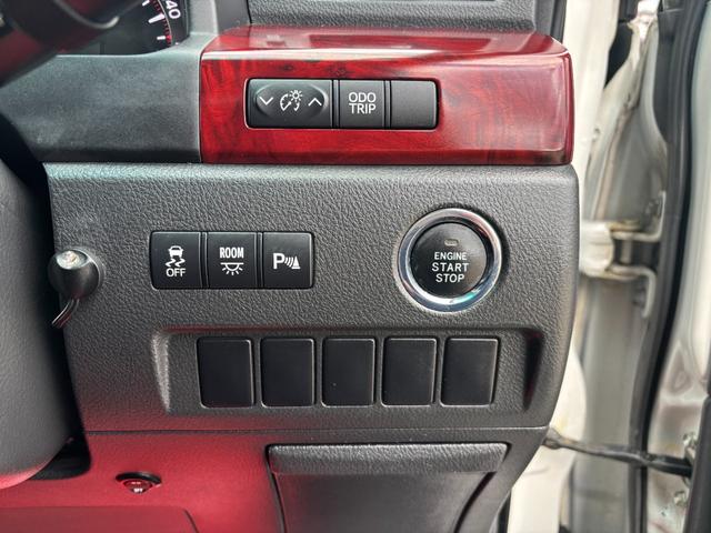 �L�[���g�т��Ă��邾���ŁA�G���W���̎n�����\�ȑ����ł��B�v�b�V���X�^�[�g�ł��̂ŃG���W���̎n�����{�^�������������ł�