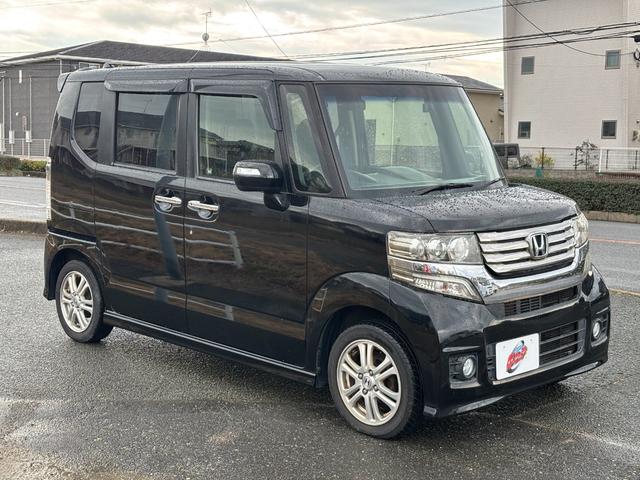Ｎ－ＢＯＸカスタム Ｇ・Ｌパッケージ　ドライブレコーダー　バックカメラ　両側スライド・片側電動　ナビ　ＴＶ　オートライト　ＨＩＤ　スマートキー　アイドリングストップ　電動格納ミラー　ベンチシート　ＣＶＴ　盗難防止システム　ＡＢＳ　ＥＳＣ（13枚目）