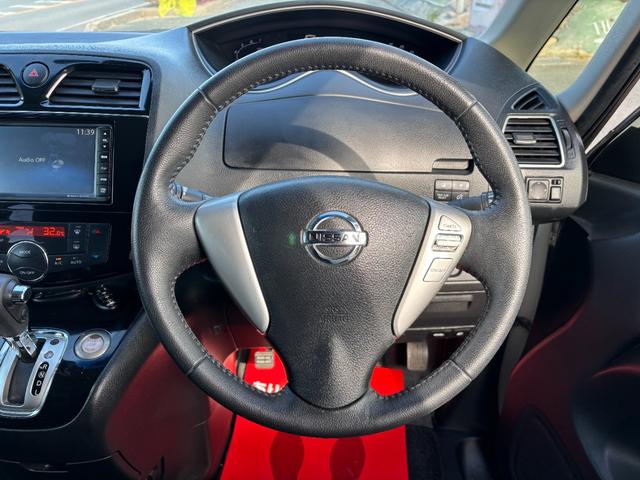 セレナ ハイウェイスター　Ｓ－ハイブリッド　ＥＴＣ　バックカメラ　ナビ　ＴＶ　オートクルーズコントロール　レーンアシスト　衝突被害軽減システム　両側電動スライドドア　オートライト　スマートキー　アイドリングストップ　電動格納ミラー　後席モニター（3枚目）