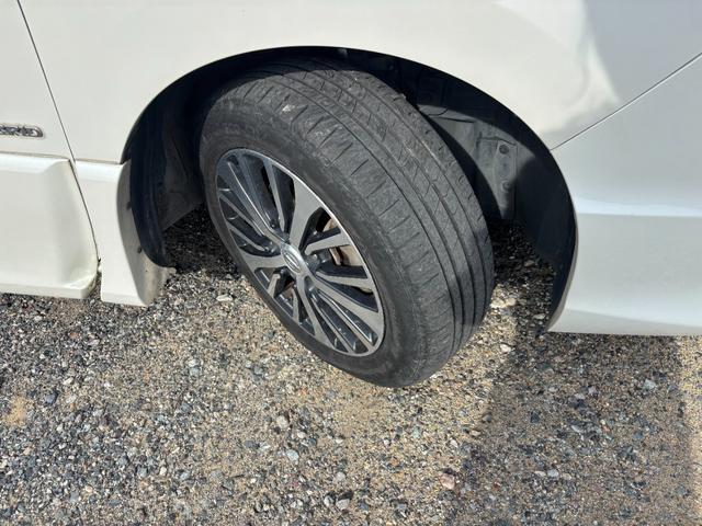 セレナ ハイウェイスター　Ｓ－ハイブリッド　ＥＴＣ　バックカメラ　ナビ　ＴＶ　オートクルーズコントロール　レーンアシスト　衝突被害軽減システム　両側電動スライドドア　オートライト　スマートキー　アイドリングストップ　電動格納ミラー　後席モニター（17枚目）