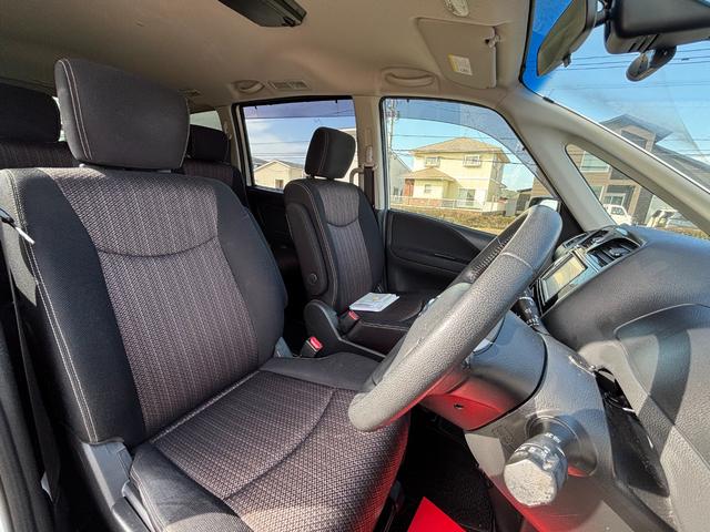 セレナ ハイウェイスター　Ｓ－ハイブリッド　ＥＴＣ　バックカメラ　ナビ　ＴＶ　オートクルーズコントロール　レーンアシスト　衝突被害軽減システム　両側電動スライドドア　オートライト　スマートキー　アイドリングストップ　電動格納ミラー　後席モニター（34枚目）