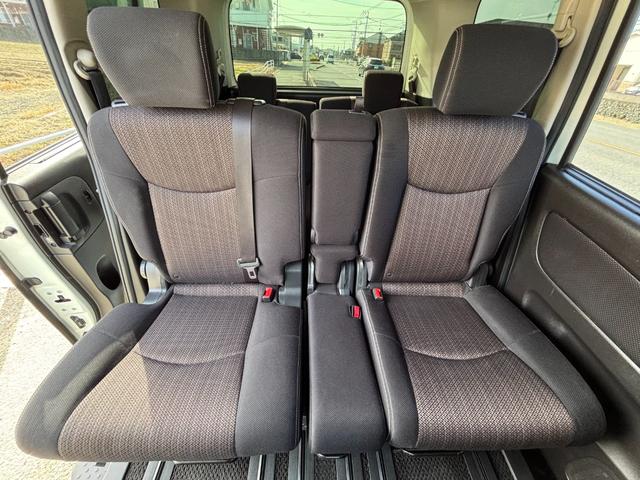 セレナ ハイウェイスター　Ｓ－ハイブリッド　ＥＴＣ　バックカメラ　ナビ　ＴＶ　オートクルーズコントロール　レーンアシスト　衝突被害軽減システム　両側電動スライドドア　オートライト　スマートキー　アイドリングストップ　電動格納ミラー　後席モニター（35枚目）