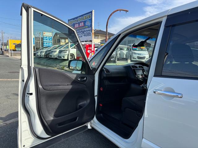 セレナ ハイウェイスター　Ｓ－ハイブリッド　ＥＴＣ　バックカメラ　ナビ　ＴＶ　オートクルーズコントロール　レーンアシスト　衝突被害軽減システム　両側電動スライドドア　オートライト　スマートキー　アイドリングストップ　電動格納ミラー　後席モニター（47枚目）