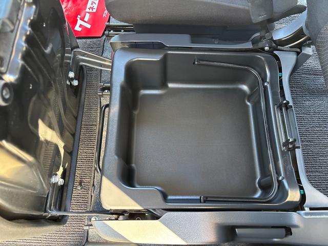 ルークス ハイウェイスター　ドライブレコーダー　ＥＴＣ　両側スライド・片側電動　ナビ　ＴＶ　オートライト　ＨＩＤ　スマートキー　電動格納ミラー　ベンチシート　ＣＶＴ　盗難防止システム　ＡＢＳ　ＣＤ　ＤＶＤ再生　ＵＳＢ（42枚目）