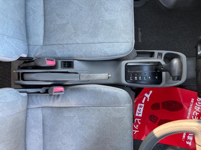 ���i�����ގ��ɕK�����삷�郌�o�[�ł��B����̂��₷�����̂ɂȂ��Ă��܂��B���Ј�x�̊����Ă��������B