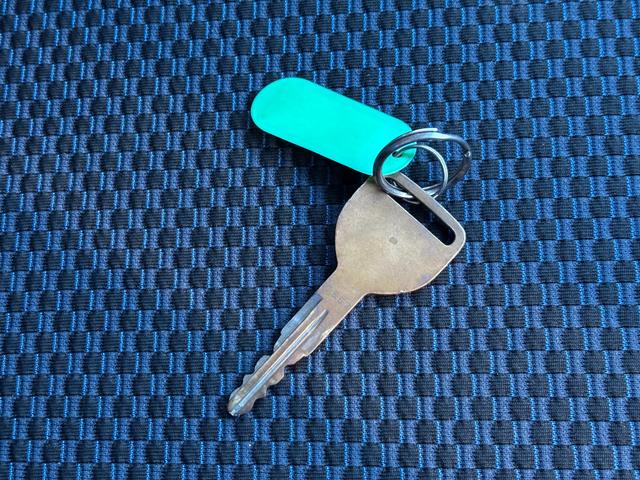 バモスホビオ Ｌ　ＡＴ　両側スライドドア　キーレスエントリー　アルミホイール　エアコン　パワーステアリング　パワーウィンドウ　運転席エアバッグ　助手席エアバッグ　ＣＤ　ＭＤ（10枚目）