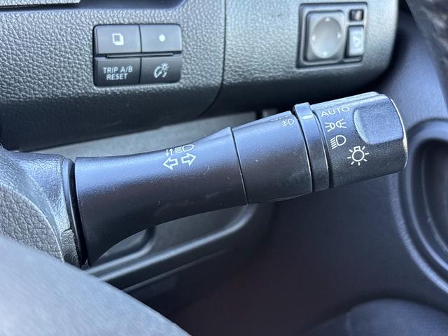 セレナ ハイウェイスター Vセレ+セーフティ SHV Aセフ ETC 全周囲カメラ ナビ TV クリアランスソナー オートクルーズコントロール レーンアシスト 衝突被害軽減システム 両側電動スライドドア オートライト LEDヘッドランプ スマートキー(9枚目)