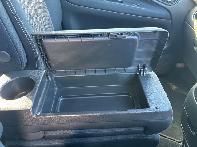 セレナ ハイウェイスター Vセレ+セーフティ SHV Aセフ ETC 全周囲カメラ ナビ TV クリアランスソナー オートクルーズコントロール レーンアシスト 衝突被害軽減システム 両側電動スライドドア オートライト LEDヘッドランプ スマートキー(24枚目)