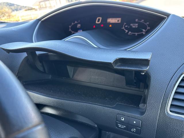 セレナ ハイウェイスター Vセレ+セーフティ SHV Aセフ ETC 全周囲カメラ ナビ TV クリアランスソナー オートクルーズコントロール レーンアシスト 衝突被害軽減システム 両側電動スライドドア オートライト LEDヘッドランプ スマートキー(30枚目)