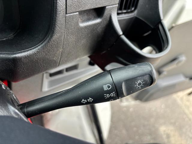 ミニキャブバン CD 軽バン MT 両側スライドドア エアコン 運転席エアバッグ 助手席エアバッグ(7枚目)