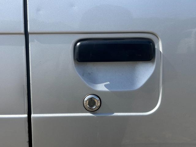 サンバーバン AT 両側スライドドア エアコン パワーウィンドウ 運転席エアバッグ CD(23枚目)