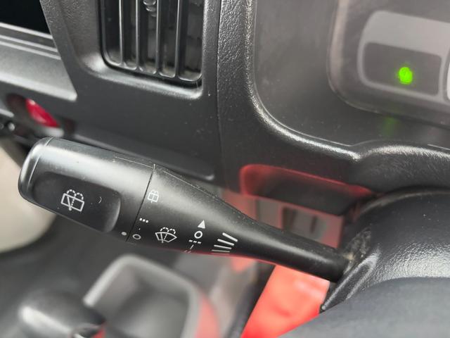 ミニキャブバン ＣＤ　軽バン　ＡＴ　両側スライドドア　アルミホイール　エアコン　運転席エアバッグ　助手席エアバッグ（6枚目）