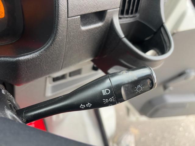 ミニキャブバン ＣＤ　軽バン　ＡＴ　両側スライドドア　アルミホイール　エアコン　運転席エアバッグ　助手席エアバッグ（7枚目）
