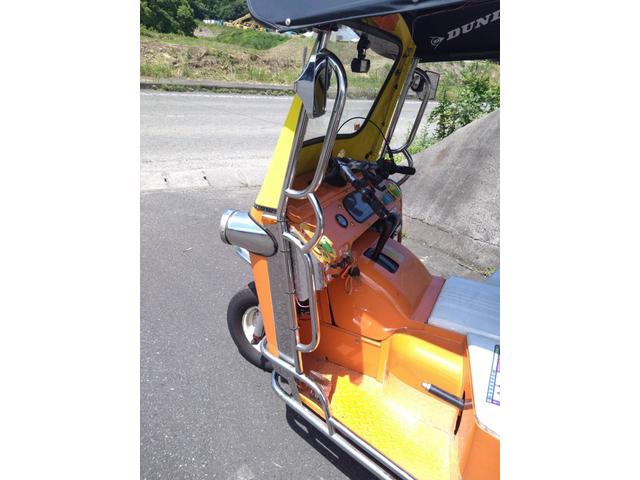 日本 　トゥクトゥク　ＡＴＥ　ＧＲＯＢＡＬ　ＴＲＡＤＥ　側車付オートバイ　オートマ　４人乗り　ＴＵＫＴＵＫ（15枚目）