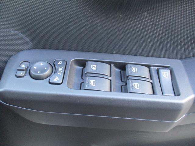 タフト Gターボ クロムベンチャー R6年式 試乗車UP ターボ車 キーフリー 141km(24枚目)