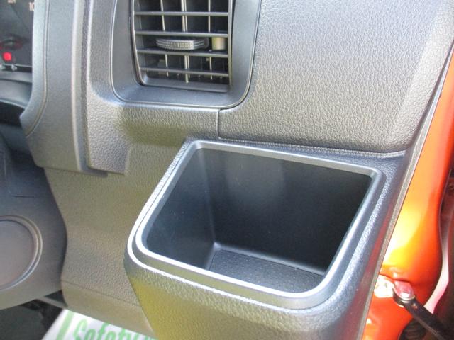 ハイゼットカーゴ クルーズ　Ｒ６年式　キーフリー　１．６１５ｋｍ（16枚目）