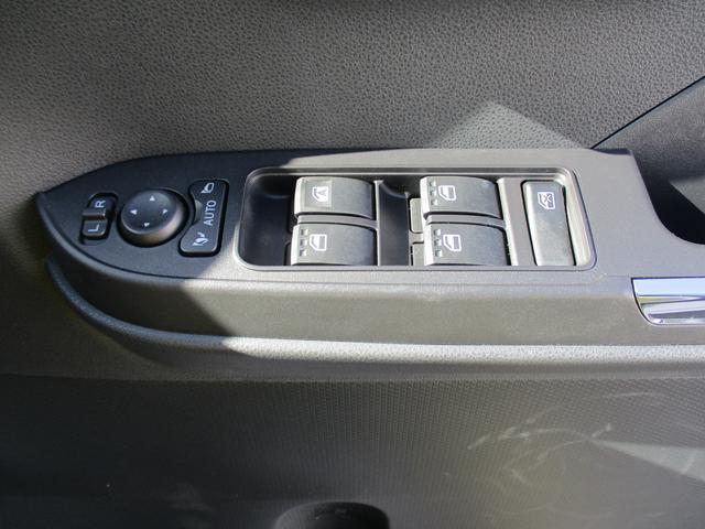 タント カスタムＸ　Ｒ７年式　左右パワースライドドア　５．６６８ｋｍ（23枚目）