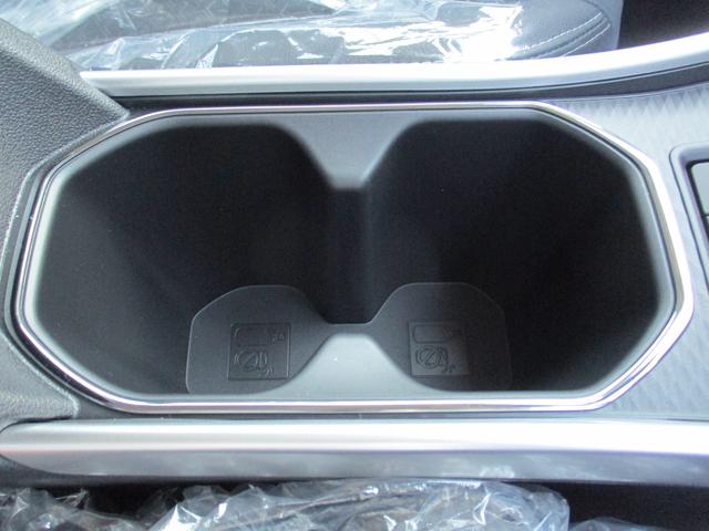 ロッキー プレミアムＧ　ＨＥＶ　Ｒ７年式　ハイブリッド　１２００ｃｃ　キーフリー　１５ｋｍ（26枚目）