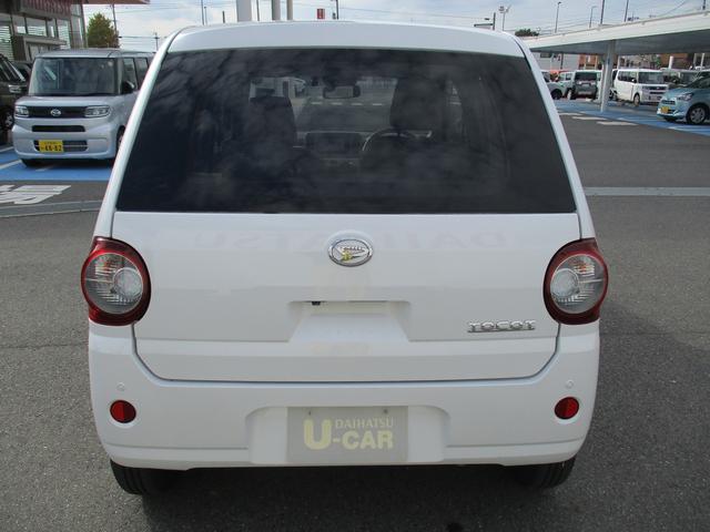 リヤガラスはスモークタイプです♪