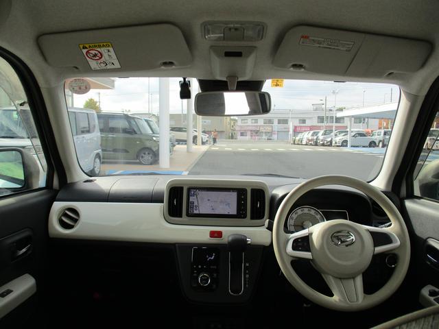 スッキリしたインパネで見やすいです◎