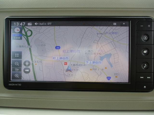 カーナビ付きです♪