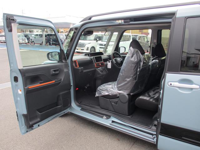 タント ファンクロス　Ｒ７年式　届出済み未使用車　左右パワースライドドア　４ｋｍ（10枚目）