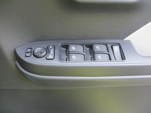 タント L R7年式 社有車UP スライドドア キーフリー 2852km(22枚目)