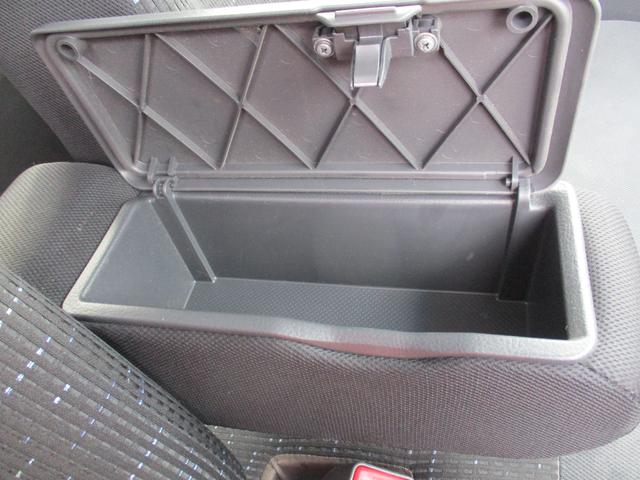 ���[�t���A�[�����X�g��