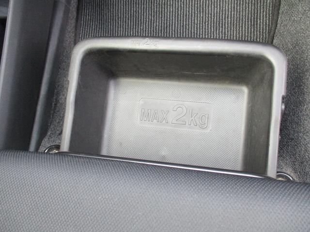 ����ȃV�[�g�A���_�[�g���C��