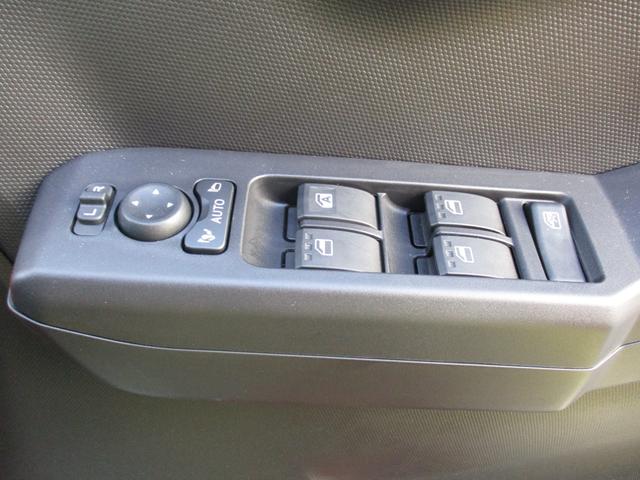 �I�[�g�i�[���h�A�~���[���p���[�E�C���h�E��