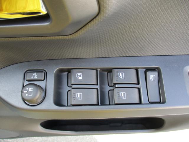 �T�C�h�~���[�͓d���i�[���ł��B