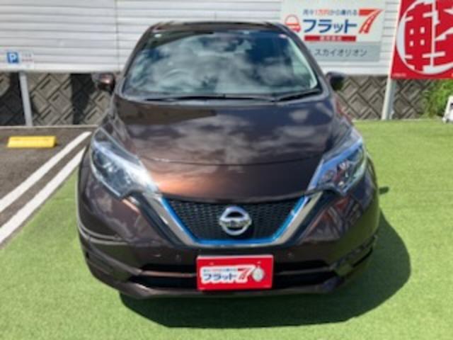 ノート ｅ－パワー　Ｘ　アラウンドビューモニター付ナビゲーション（Ｂｌｕｅｔｏｏｔｈ　ＤＶＤ　ＳＤ　フルセグＴＶ）　インテリジェントルームミラー　バックビューカメラ　ドライブレコーダー　アルミホイール　オートライト（2枚目）