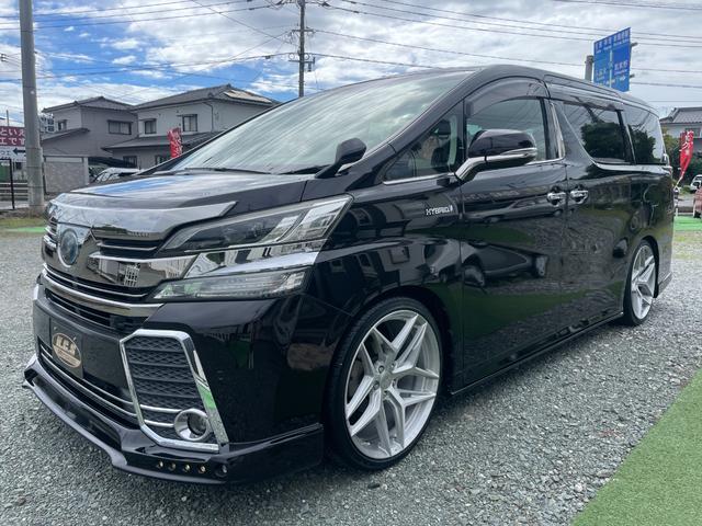 ヴェルファイアハイブリッド ＺＲ　Ｇエディション　★ＷＯＲＫ新品タイヤホイール（グノーシスＩＳ２０５）・ＡＬＰＩＮＥナビ・フリップダウンモニター・サンルーフ・テイン車高調・社外エアロスポイラー・両側電動スライドドア・運転席、助手席シートヒーター（13枚目）