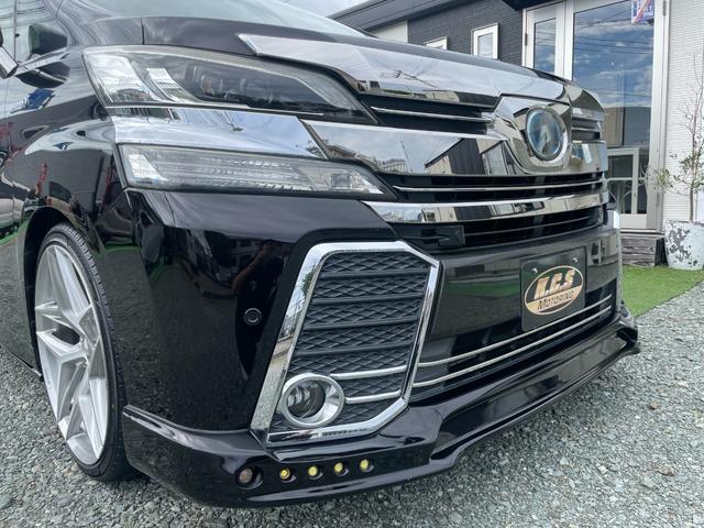 ヴェルファイアハイブリッド ＺＲ　Ｇエディション　★ＷＯＲＫ新品タイヤホイール（グノーシスＩＳ２０５）・ＡＬＰＩＮＥナビ・フリップダウンモニター・サンルーフ・テイン車高調・社外エアロスポイラー・両側電動スライドドア・運転席、助手席シートヒーター（16枚目）