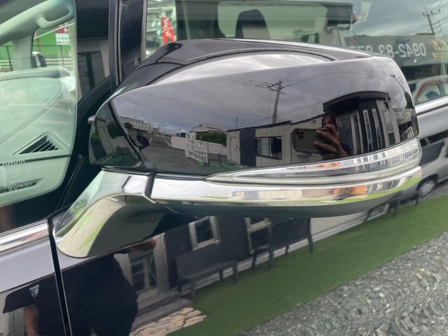 ヴェルファイアハイブリッド ＺＲ　Ｇエディション　★ＷＯＲＫ新品タイヤホイール（グノーシスＩＳ２０５）・ＡＬＰＩＮＥナビ・フリップダウンモニター・サンルーフ・テイン車高調・社外エアロスポイラー・両側電動スライドドア・運転席、助手席シートヒーター（19枚目）