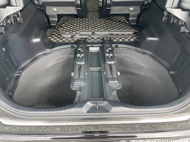 ヴェルファイアハイブリッド ＺＲ　Ｇエディション　★ＷＯＲＫ新品タイヤホイール（グノーシスＩＳ２０５）・ＡＬＰＩＮＥナビ・フリップダウンモニター・サンルーフ・テイン車高調・社外エアロスポイラー・両側電動スライドドア・運転席、助手席シートヒーター（21枚目）