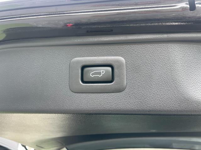 ヴェルファイアハイブリッド ＺＲ　Ｇエディション　★ＷＯＲＫ新品タイヤホイール（グノーシスＩＳ２０５）・ＡＬＰＩＮＥナビ・フリップダウンモニター・サンルーフ・テイン車高調・社外エアロスポイラー・両側電動スライドドア・運転席、助手席シートヒーター（23枚目）