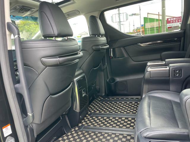 ヴェルファイアハイブリッド ＺＲ　Ｇエディション　★ＷＯＲＫ新品タイヤホイール（グノーシスＩＳ２０５）・ＡＬＰＩＮＥナビ・フリップダウンモニター・サンルーフ・テイン車高調・社外エアロスポイラー・両側電動スライドドア・運転席、助手席シートヒーター（33枚目）