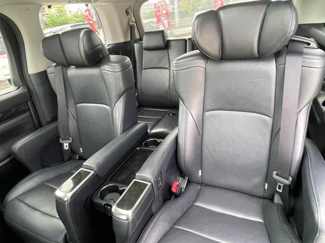 ヴェルファイアハイブリッド ＺＲ　Ｇエディション　★ＷＯＲＫ新品タイヤホイール（グノーシスＩＳ２０５）・ＡＬＰＩＮＥナビ・フリップダウンモニター・サンルーフ・テイン車高調・社外エアロスポイラー・両側電動スライドドア・運転席、助手席シートヒーター（34枚目）
