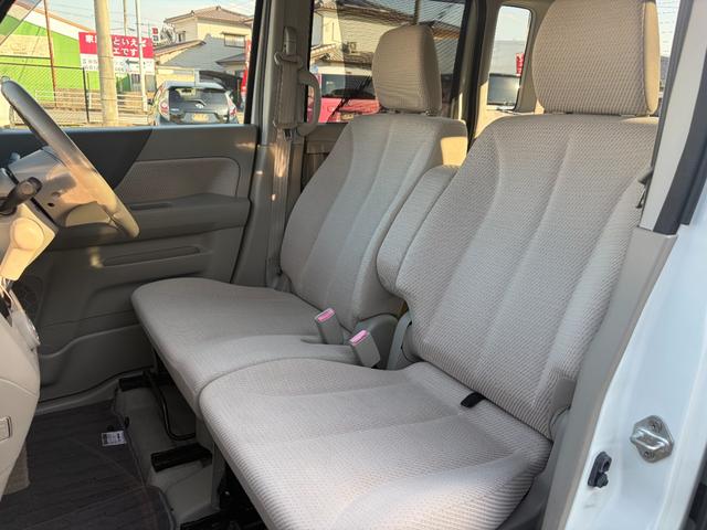 ★納車時にはオイル交換・エレメント交換を始めとしまして、ベルト類や足回りなど車内の電球まで、細かくチェックさせて頂きます。