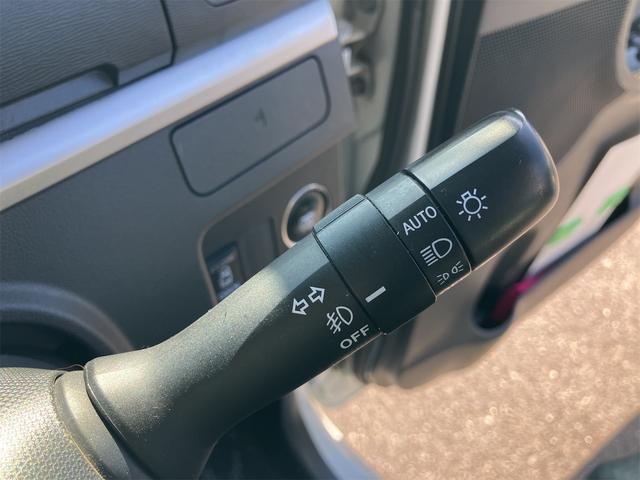 タント カスタムX ETC 両側スライド・片側電動 ナビ オートライト LEDヘッドランプ スマートキー アイドリングストップ 電動格納ミラー ベンチシート CVT 盗難防止システム ABS CD DVD再生 USB(10枚目)