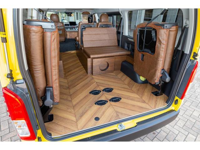 200系ハイエースワゴンGL(10人)用 カーゴマット ヘリンボーン 【公式通販】